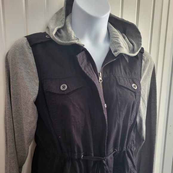 Torrid Hooded Jacket Black - Picture 5 of 5